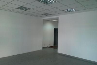 Spațiu comercial, de 130 mp, în Militari - 1