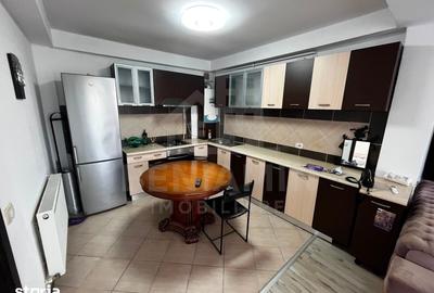 Apartament cu 3 camere semidecomandat în Brestei