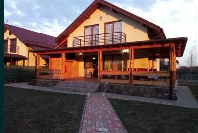 Casă cu 4 camere cu Teren 510 Mp în Păulești - 1