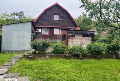 Casă cu 4 camere cu Teren 1500 Mp în Criș