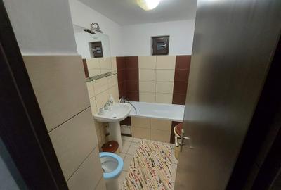Apartament cu 3 camere decomandat în Central - 3