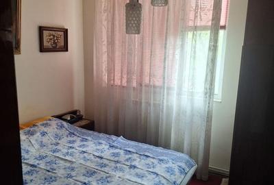 Apartament cu 3 camere semidecomandat în Central - 4
