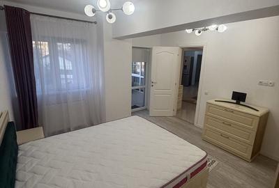 Apartament cu 3 camere în Alexandru cel Bun