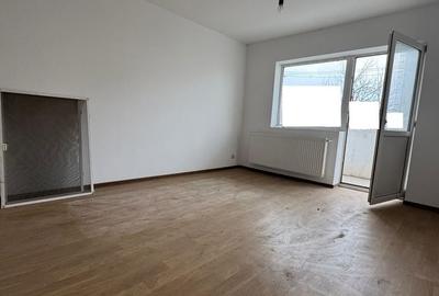 Apartament cu 4 camere în Central