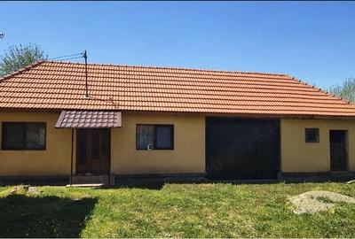 Casă cu 3 camere cu Teren 140 Mp în Târnava