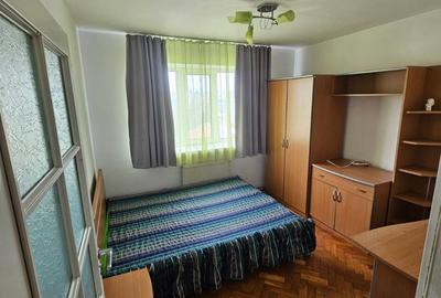 Apartament cu 3 camere decomandat în Central - 2