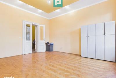 Apartament cu 3 camere în Ultracentral