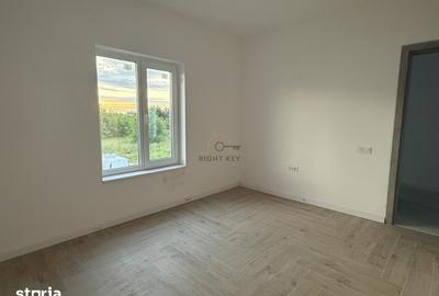 Casă cu 4 camere cu Teren 358 Mp în Joița - 19