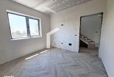 Casă cu 4 camere în Păulești - 6