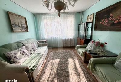 Apartament cu 2 camere semidecomandat în Rogerius