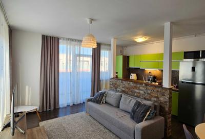 Apartament cu 2 camere decomandat în Central - 1