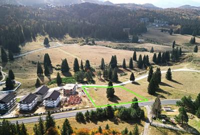 Teren Construcții intravilan de 5085 mp, în Poiana Brașov - 1
