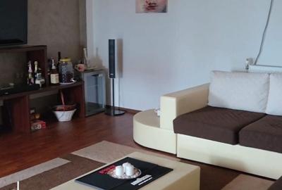 Casă cu 7 camere cu Teren 800 Mp în Dragomirești-Vale - 8
