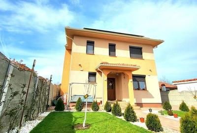 Casă cu Teren 430 Mp în Plopi