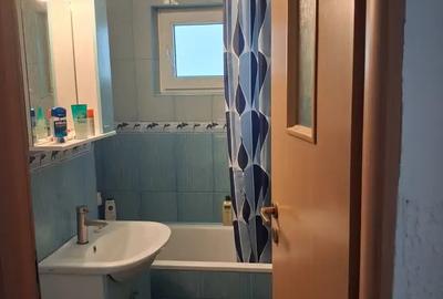 Apartament cu 3 camere decomandat în 8 Martie - 1