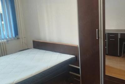 Apartament cu 2 camere decomandat în Titan