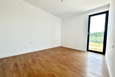 Apartament cu 4 camere decomandat în Băneasa - 12