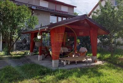 Casă individuală cu 3 camere cu Canalizare în Vasile Aaron - 1
