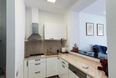 Apartament cu 3 camere decomandat în Central - 12