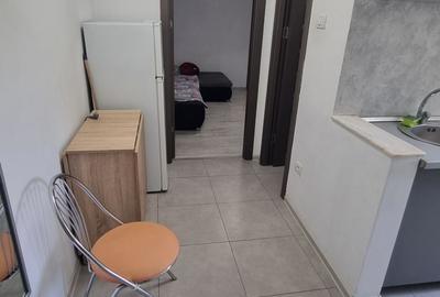 Apartament cu 3 camere semidecomandat în Sat Vacanță - 4