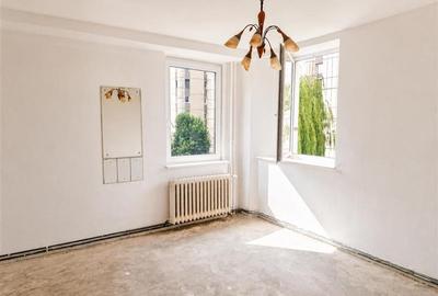 Apartament cu 3 camere decomandat în Centrul Civic - 2