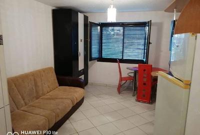 Garsonieră decomandată în Olteniței - 1