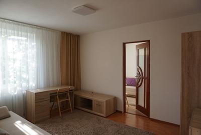 Apartament cu 2 camere semidecomandat în Exterior Vest