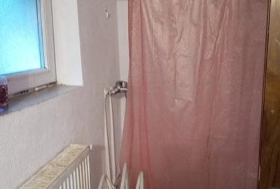Casă cu 3 camere cu Teren 5000 Mp în Șelaru
