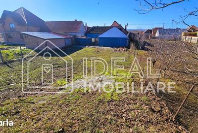 Casă cu 3 camere cu Canalizare în Central - 13