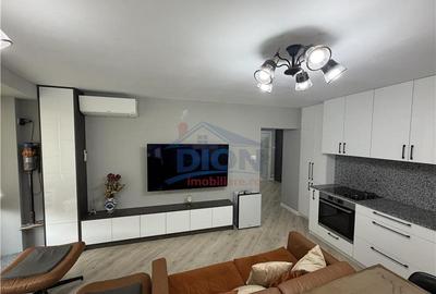 Apartament cu 3 camere decomandat, mobilat în Decebal