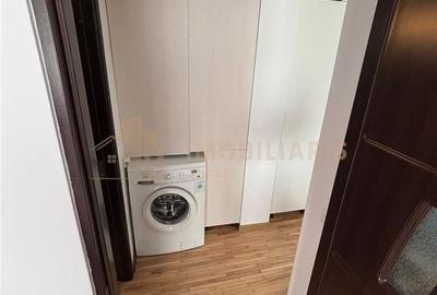 Apartament cu 2 camere semidecomandat în Săsar
