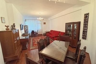 Apartament cu 3 camere decomandat, mobilat în Bucureștii Noi