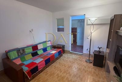 Garsonieră semidecomandată în Semicentral