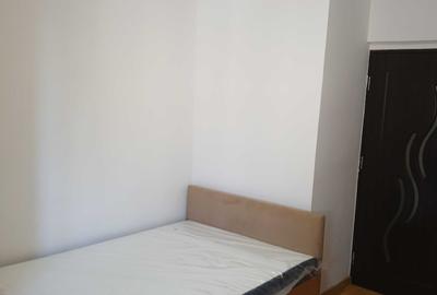 Garsonieră decomandată în CET - 2