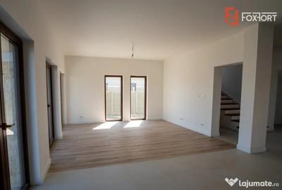 Casă cu 4 camere cu Teren 633 Mp în Moșnița Nouă