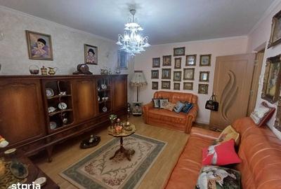 Apartament cu 3 camere în Central