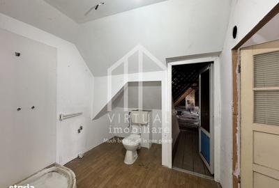 Casă cu 4 camere în Șura Mică