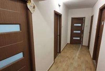 Apartament cu 2 camere decomandat, mobilat în Berceni