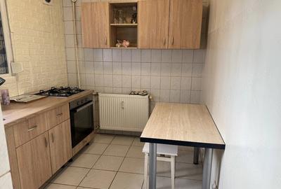 Garsonieră decomandată în Giurgiului