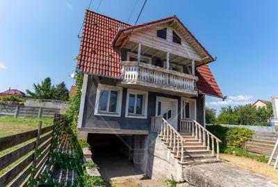 Casă individuală cu 4 camere cu Canalizare în Central - 18