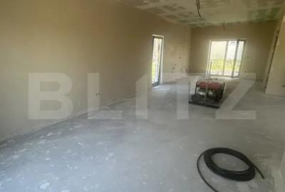 Casă cu 4 camere cu Teren 500 Mp în Păulești - 2