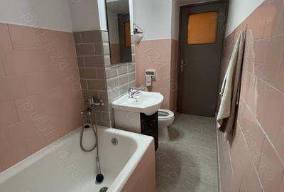 Apartament cu 2 camere semidecomandat în Aradul Nou
