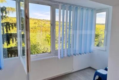 Apartament cu 3 camere decomandat în Dâmbu Pietros