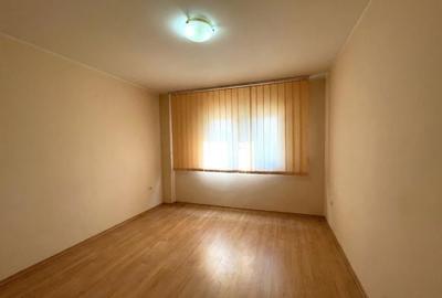 Apartament cu 2 camere decomandat în Arcu