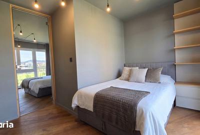 Apartament cu 3 camere semidecomandat, mobilat în Bună Ziua