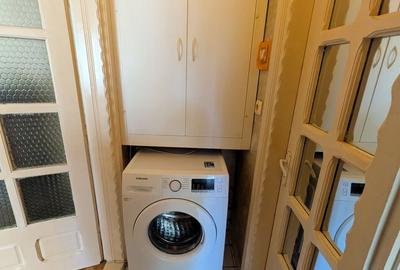 Apartament cu 3 camere în Calea București