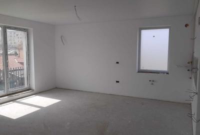 Apartament cu 2 camere decomandat în Central - 4
