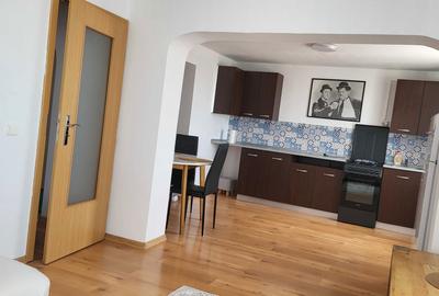 Apartament cu 2 camere decomandat în Central - 2