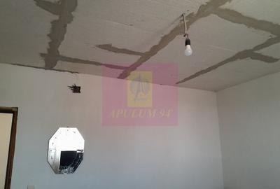 Casă cu 4 camere în Eroii Revoluției