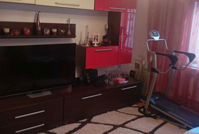 Apartament cu 2 camere decomandat în Central - 2